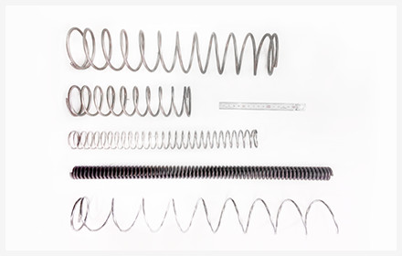 線径4.0mm～6.0mmの長尺圧縮バネの画像